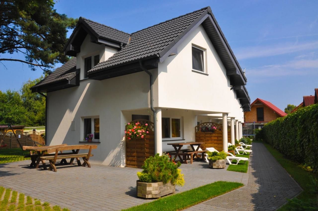 Дома для отпуска Ferienhaus Holiday Home Domki RAJ Ярославец