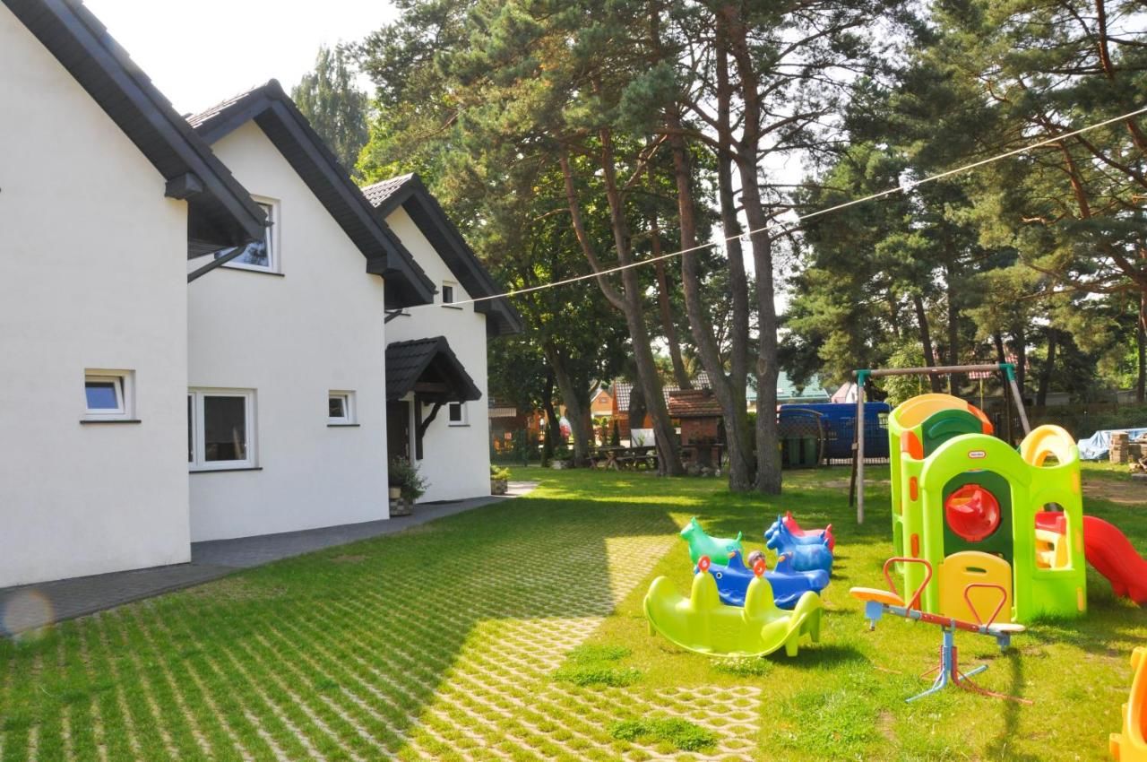 Дома для отпуска Ferienhaus Holiday Home Domki RAJ Ярославец